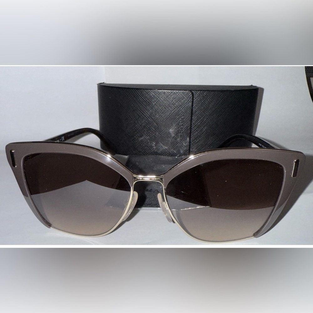 NEW Authentic Prada Women's Sunglasses SPR56TS DHO-3D0 Brown Pale Gold W/Case